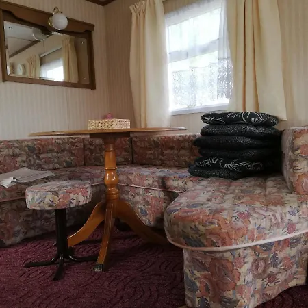 Campsite Domek Holenderski Adas *