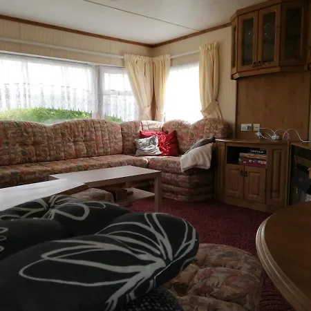 Domek Holenderski Adas Campsite